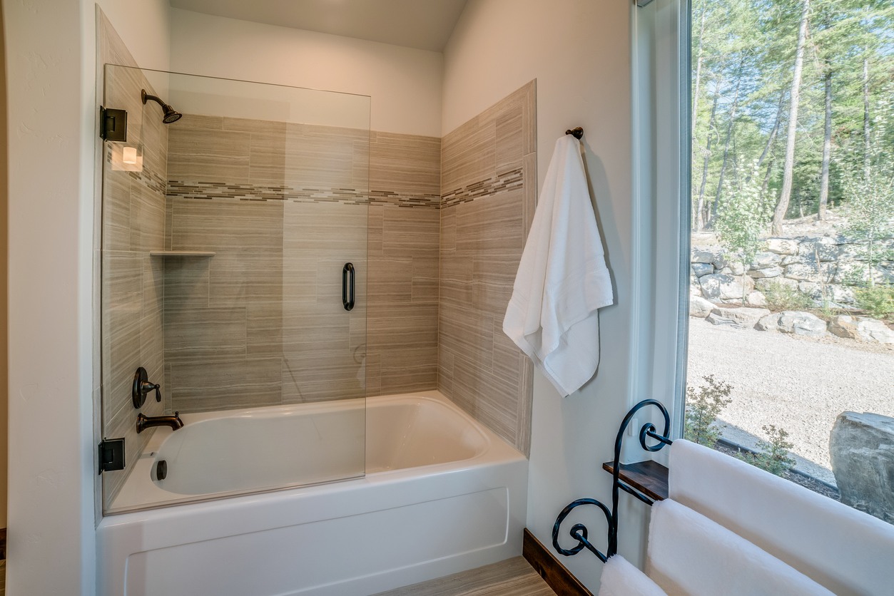 Shower & Tub Installation in Oakton